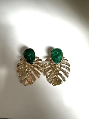 Hojas con piedra verde Esmeralda 9,95€