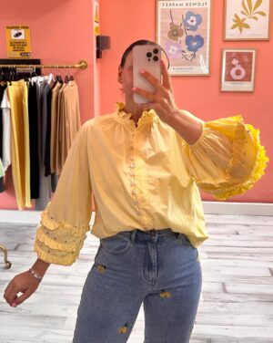 BLUSA TACHAS